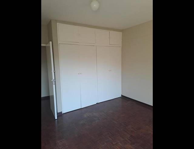 2 BEDROOM PROPERTY TO RENT IN FLORIDA LAKE